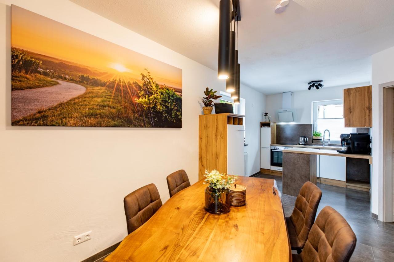 Pfaelzer Nest Apartment Pleisweiler-Oberhofen Екстериор снимка